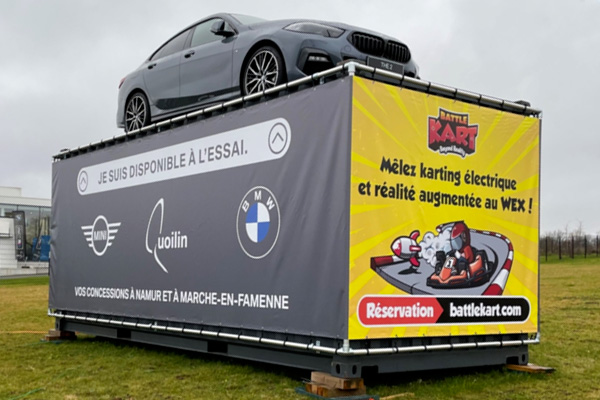 cube publicitaire pour le garage Quoilin