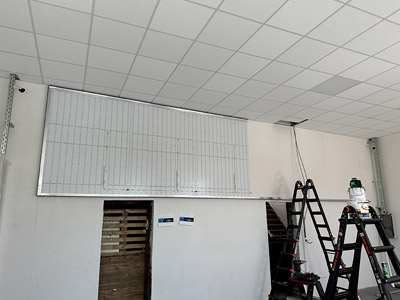 VDFA création et placement de cadre textile avec LED à Gosselies